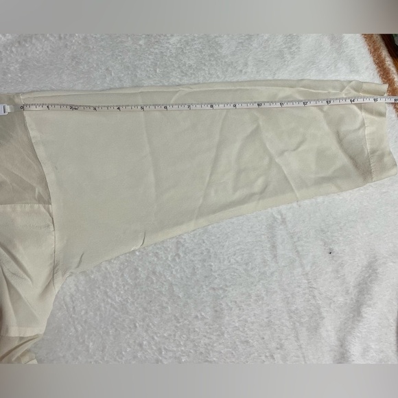 Trina Turk silk & sheer cream blouse size SP - Picture 2 of 6